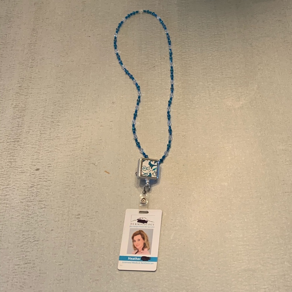 Custom sparkle bead lanyard necklace
